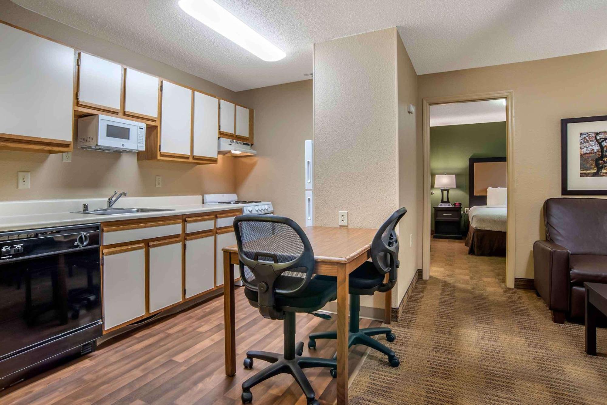 Extended Stay America Select Suites - Houston - Willowbrook - Hwy 249 Exteriör bild
